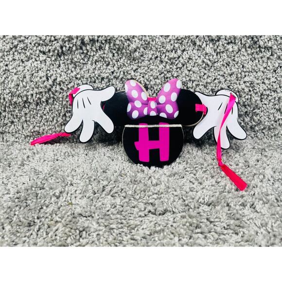 Disney Minnie Mouse Head And Hands Kids Party Banner Hanging Decorations - Picture 5 of 8